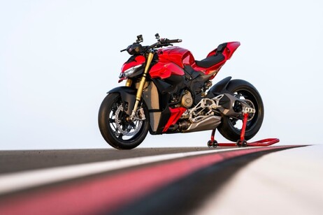 Ducati Streetfighter V4 è la nuda votata alla fight formula