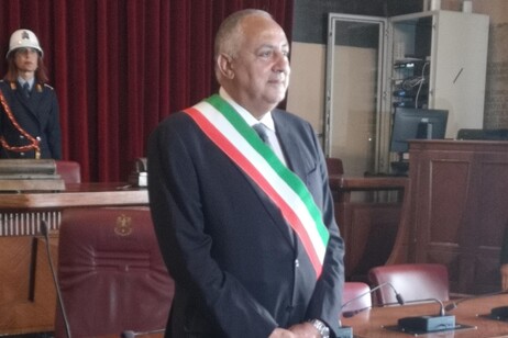 Estorsioni: sindaco Palermo, processo senza aggravante mafia