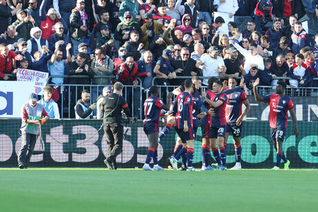 Soccer : Cagliari Vs Fiorentina