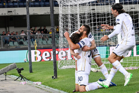 Calcio: Verona-Cagliari 0-2