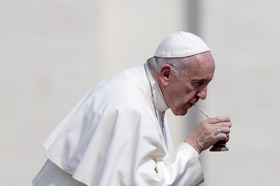 Il Papa dello street food, dal mate alla pizza