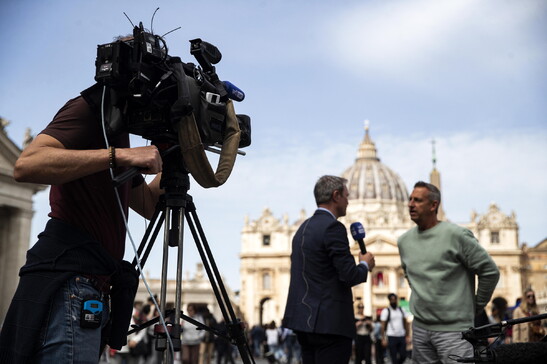 Telecamere in Piazza San Pietro