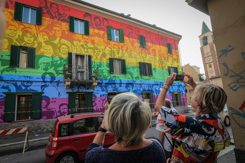 Inaugurazione de  'Il murale dei diritti ' a Milano - RIPRODUZIONE RISERVATA