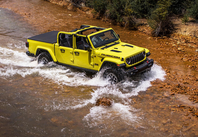 Jeep Gladiator 2024, garanzia di grandi avventure off-road © ANSA/Stellantis Jeep