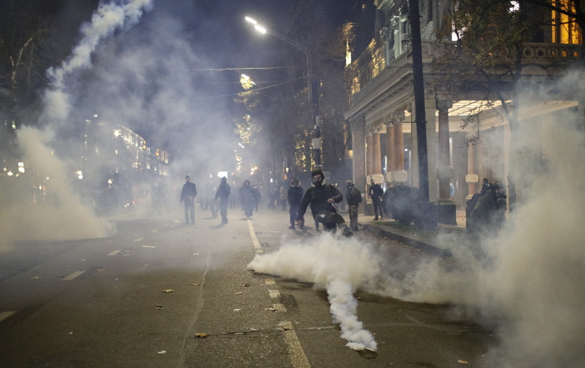 Georgian PM makes statement on EU accession as opposition protests in Tbilisi