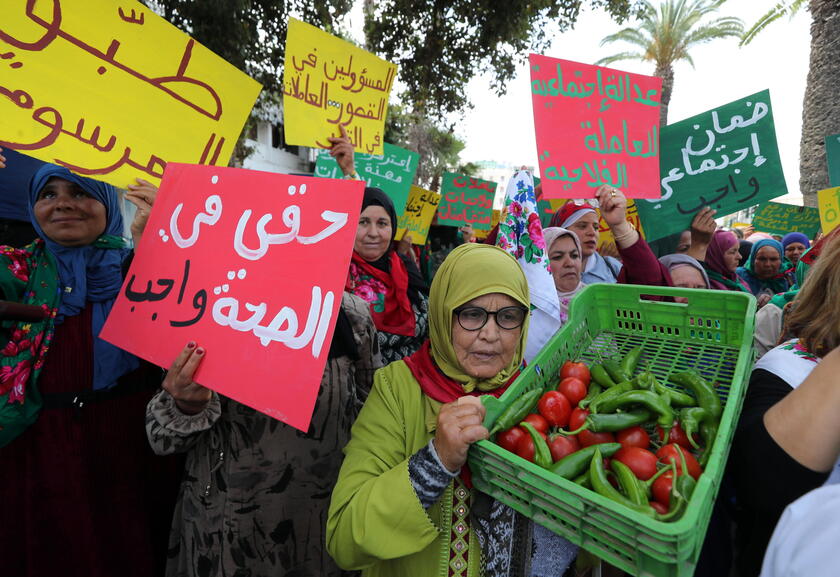 Women agricultural workers march to demand more rights and improved working conditions