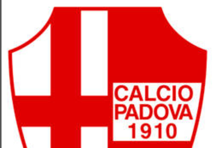 - RIPRODUZIONE RISERVATA