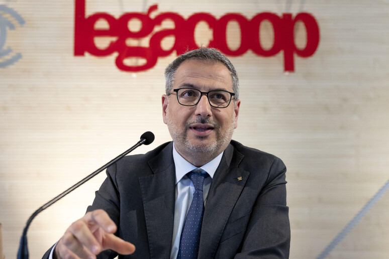 Il presidente Legacoop Simone Gamberini - RIPRODUZIONE RISERVATA