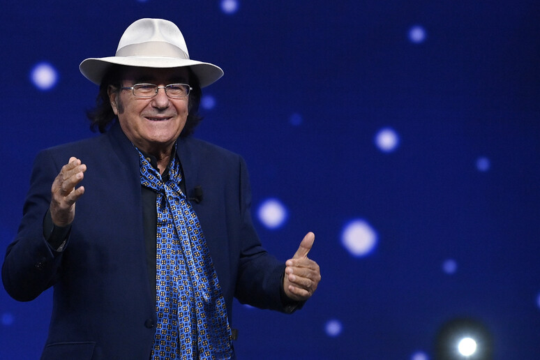 Al Bano cittadino onorario di Latiano - RIPRODUZIONE RISERVATA