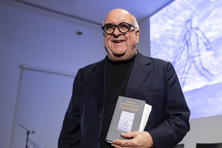 - RIPRODUZIONE RISERVATA