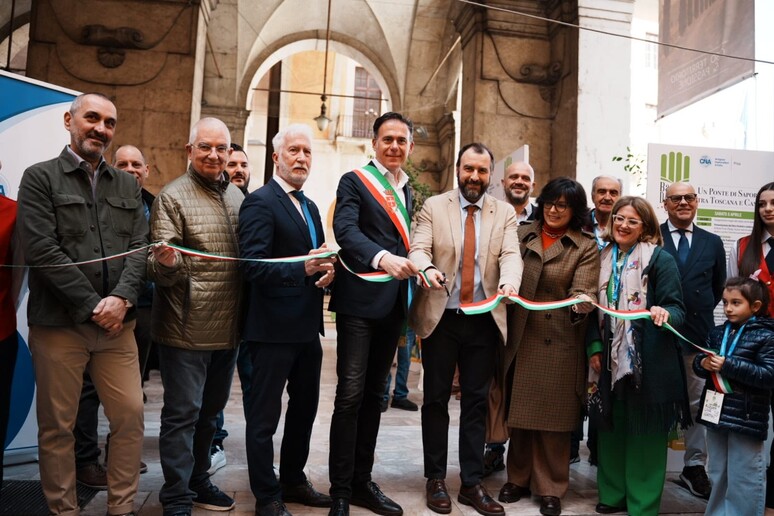 - RIPRODUZIONE RISERVATA