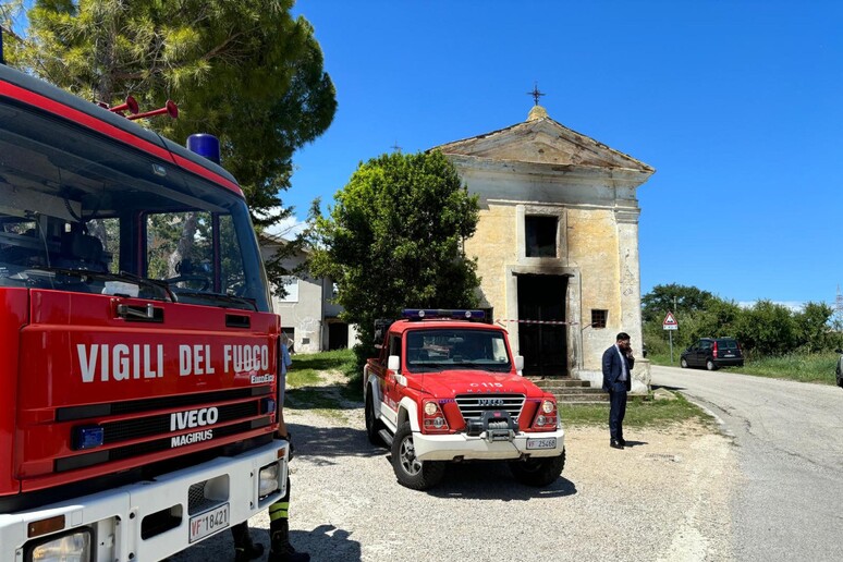- RIPRODUZIONE RISERVATA