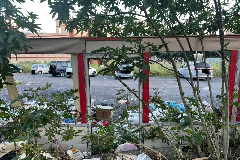 - RIPRODUZIONE RISERVATA