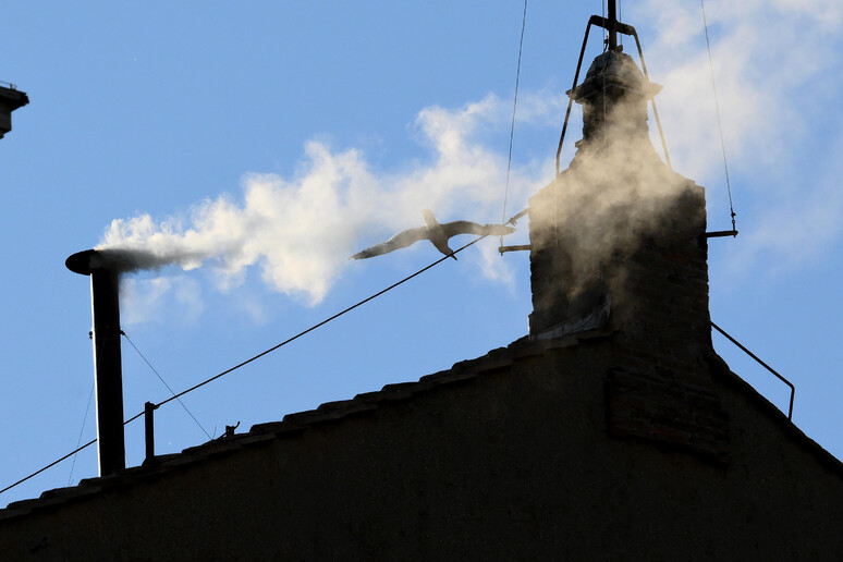 - RIPRODUZIONE RISERVATA